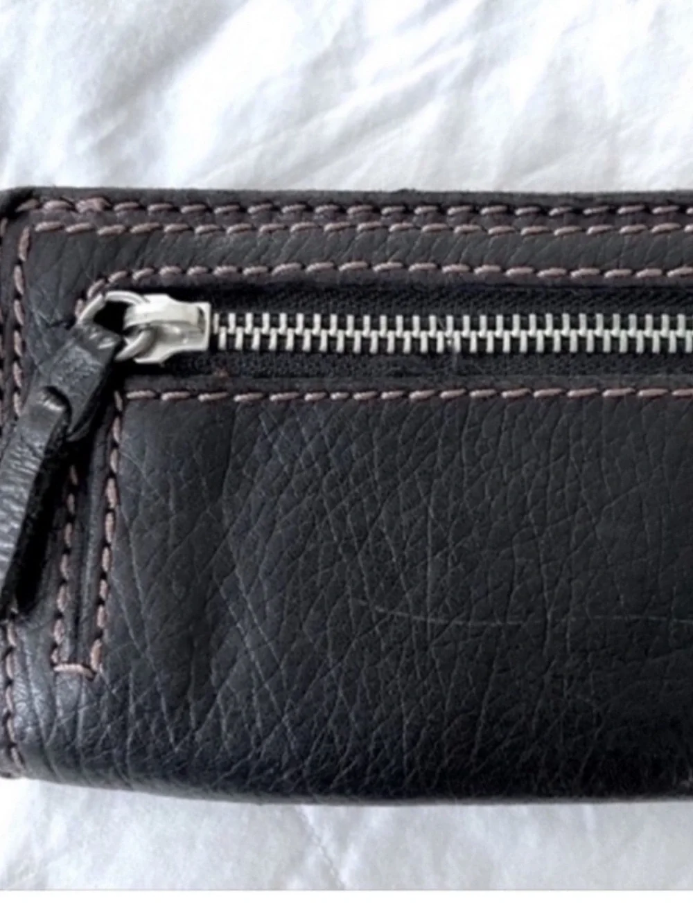 Lucky Brand Full Size Leather Wallet Flap & Zipper Closures Black Pink Silver